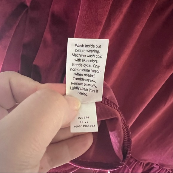 NWT LC Lauren Conrad - Long Sleeve Smocked Mini Dress - Size Medium - Picture 9 of 9